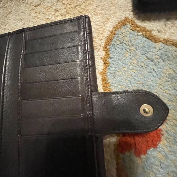 Authentic Gucci brown leather guccissima logo long around zip wallet - Picture 5 of 14